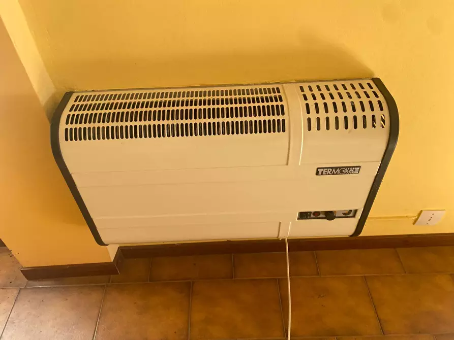 Immagine 16 di Appartamento in vendita  in Via Provinciale a Roburent