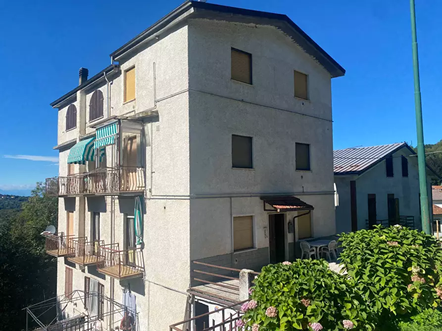 Immagine 17 di Appartamento in vendita  in Via Provinciale a Roburent