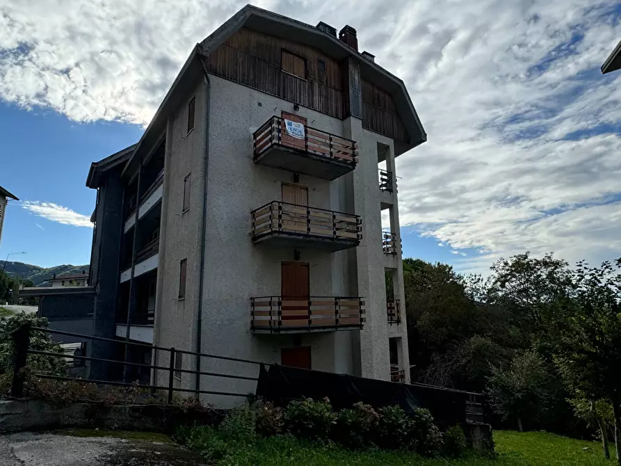 Immagine 6 di Appartamento in vendita  in Via Giangirone a Roburent