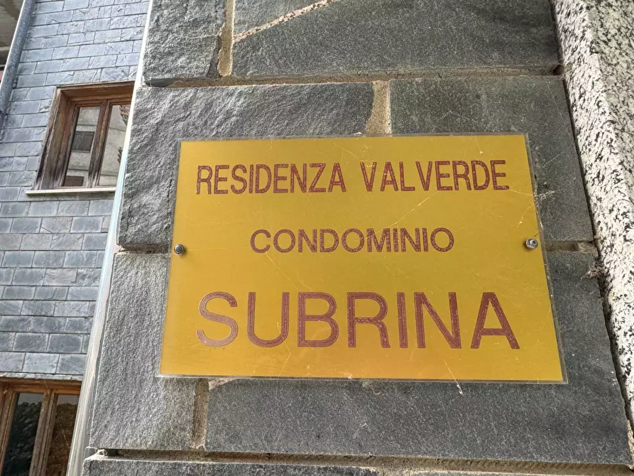 Immagine 5 di Appartamento in vendita  in Via Giangirone a Roburent