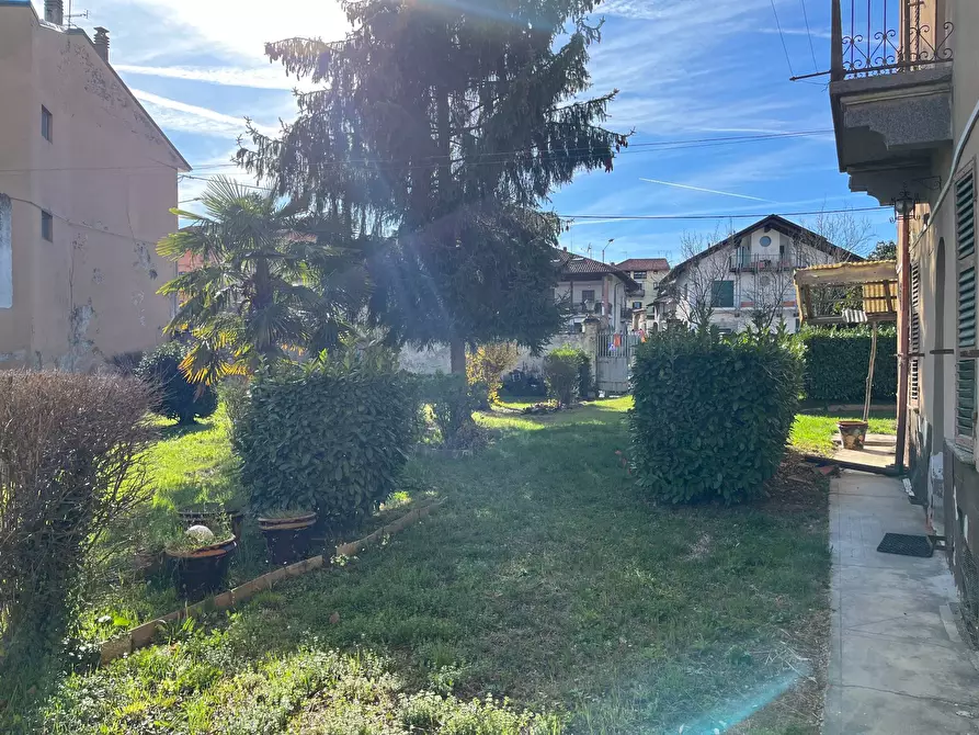 Immagine 1 di Casa indipendente in vendita  in Piazza Umberto I a Barbania