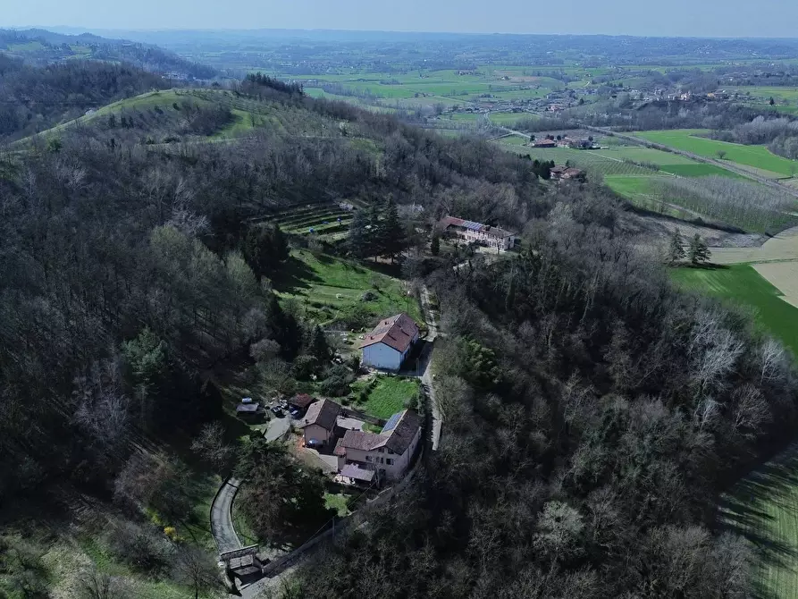 Immagine 1 di Casa indipendente in vendita  in località Vallarone a Asti