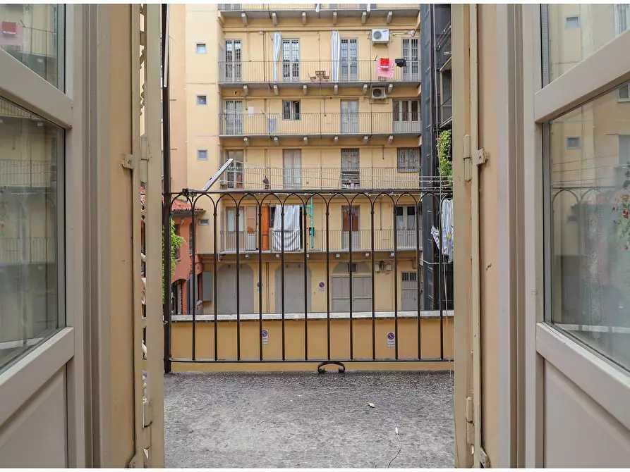 Immagine 19 di Appartamento in vendita  in Via SAN MASSIMO a Torino