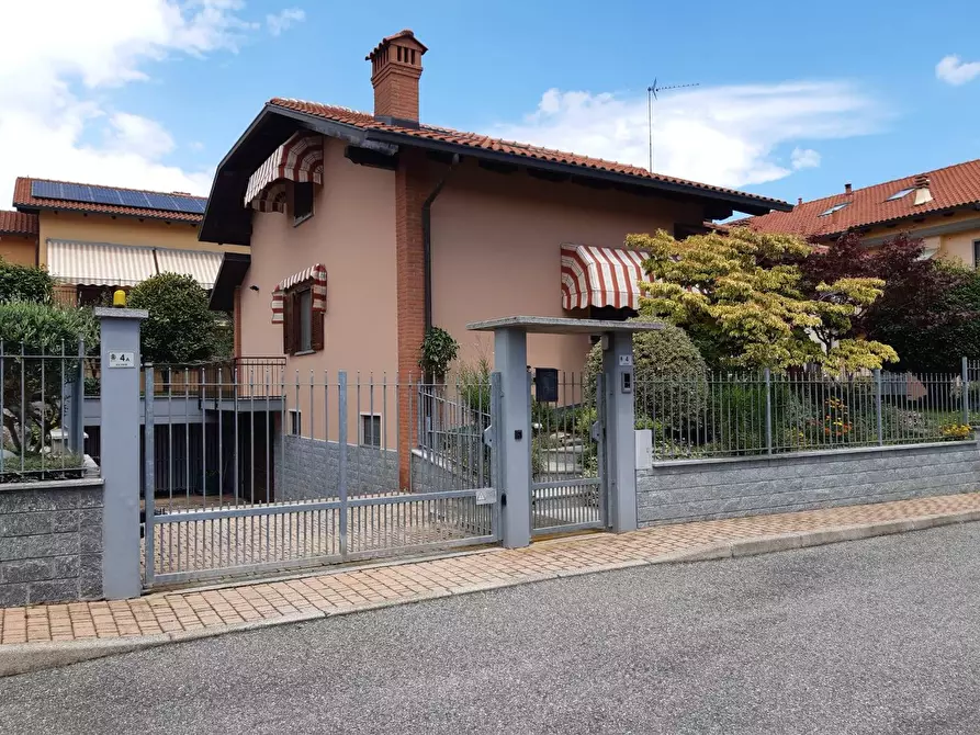 Immagine 1 di Villa in vendita  in Via Verdi a San Francesco Al Campo