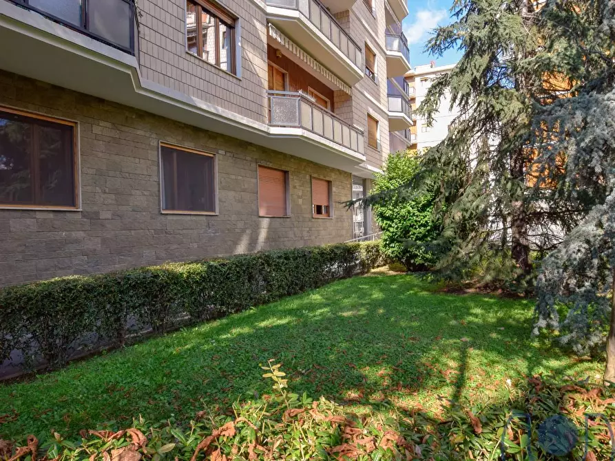 Immagine 11 di Appartamento in vendita  in Via Maria Montessori a Collegno