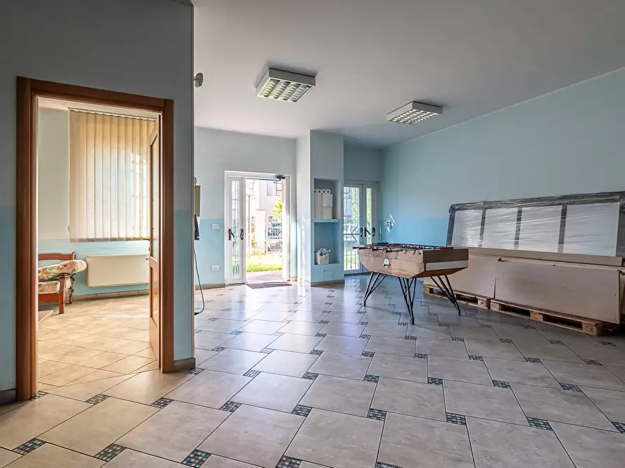 Immagine 3 di Capannone industriale in affitto  in VIA REANO a Rivalta Di Torino