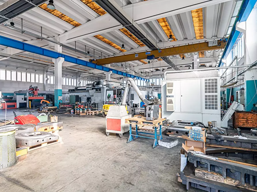 Immagine 13 di Capannone industriale in affitto  in VIA REANO a Rivalta Di Torino