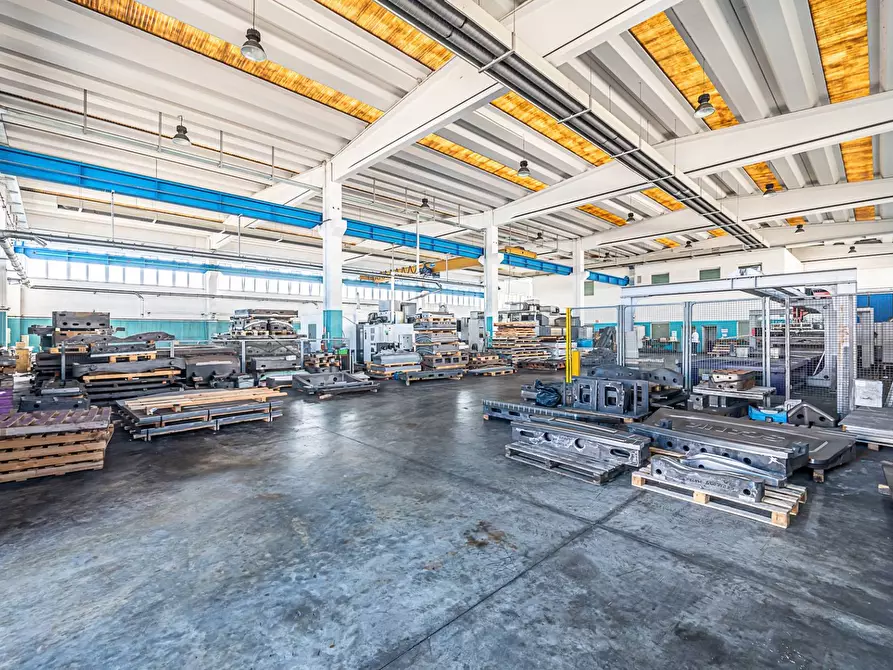 Immagine 16 di Capannone industriale in affitto  in VIA REANO a Rivalta Di Torino