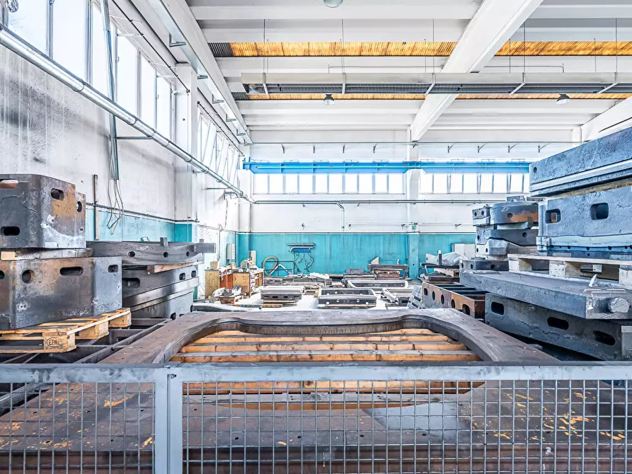 Immagine 18 di Capannone industriale in affitto  in VIA REANO a Rivalta Di Torino