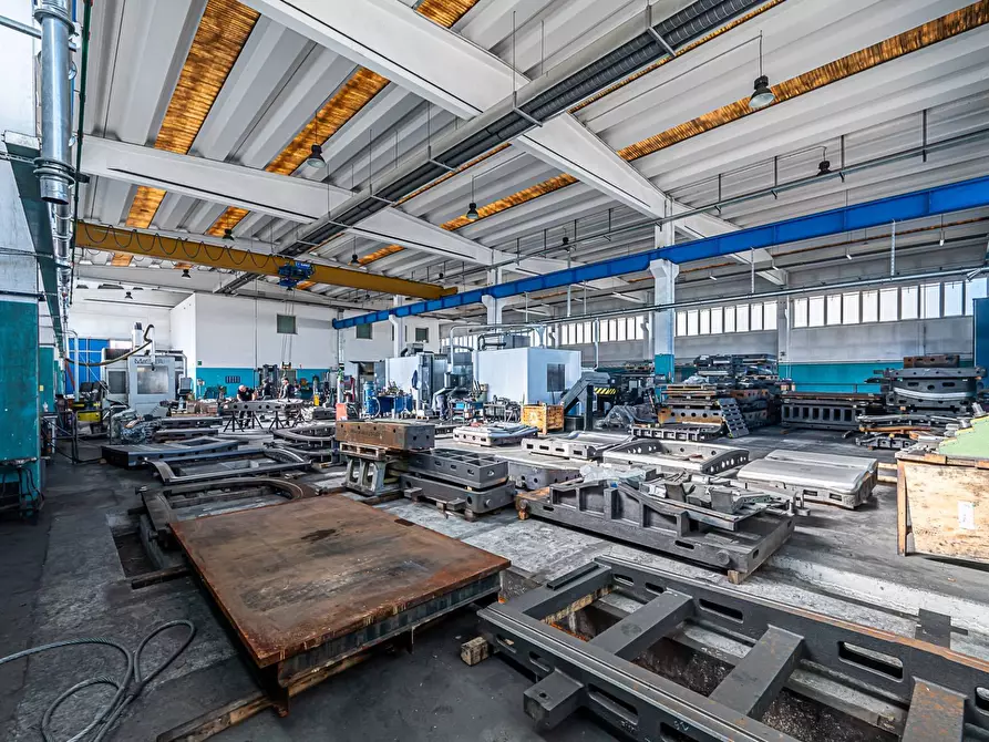 Immagine 25 di Capannone industriale in affitto  in VIA REANO a Rivalta Di Torino