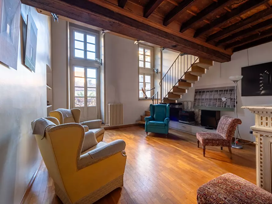 Immagine 7 di Appartamento in vendita  in Via Porta Palatina a Torino