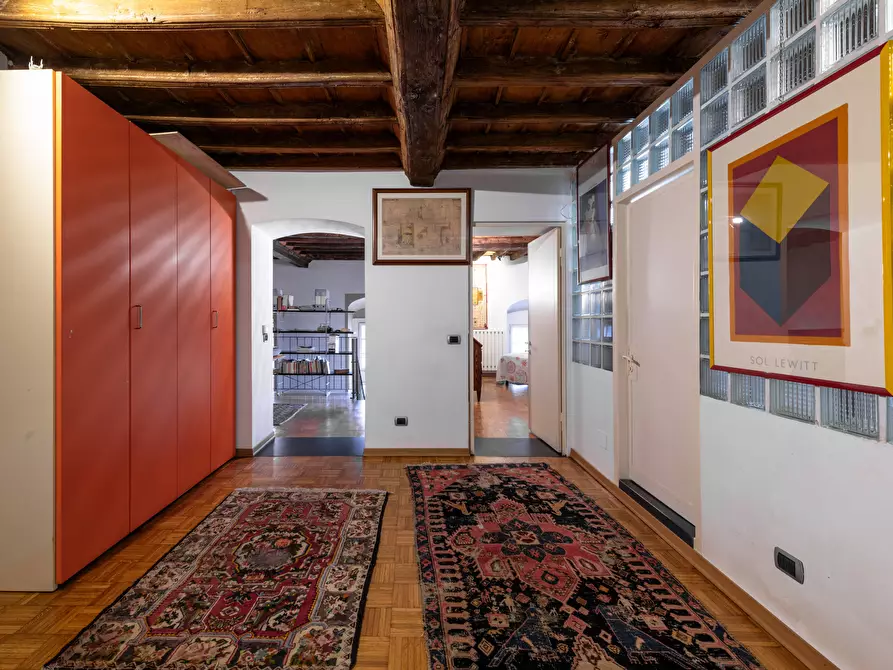 Immagine 10 di Appartamento in vendita  in Via Porta Palatina a Torino