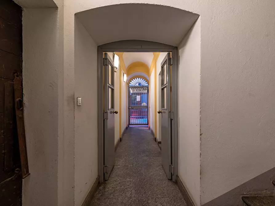 Immagine 14 di Appartamento in vendita  in Via Porta Palatina a Torino