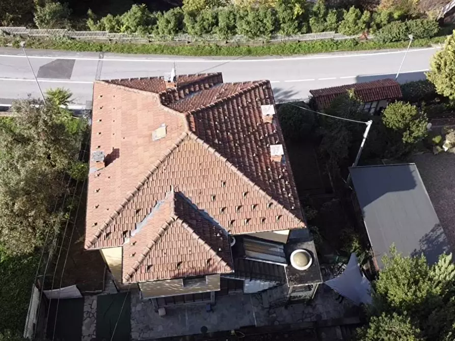 Immagine 5 di Casa bifamiliare in vendita  in via Nino Carboneri a Mondovì