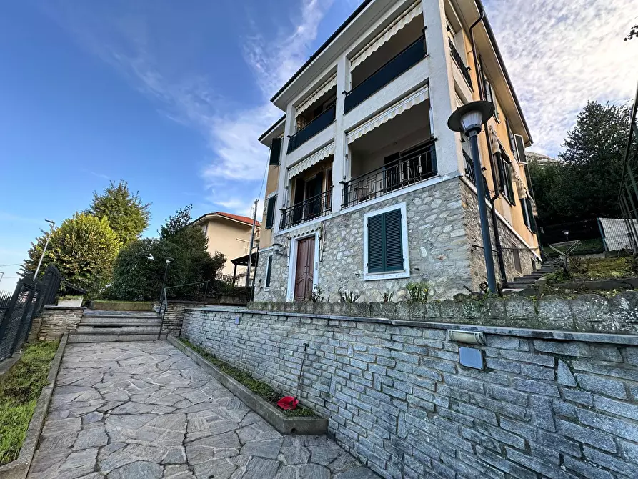 Immagine 7 di Casa bifamiliare in vendita  in via Nino Carboneri a Mondovì