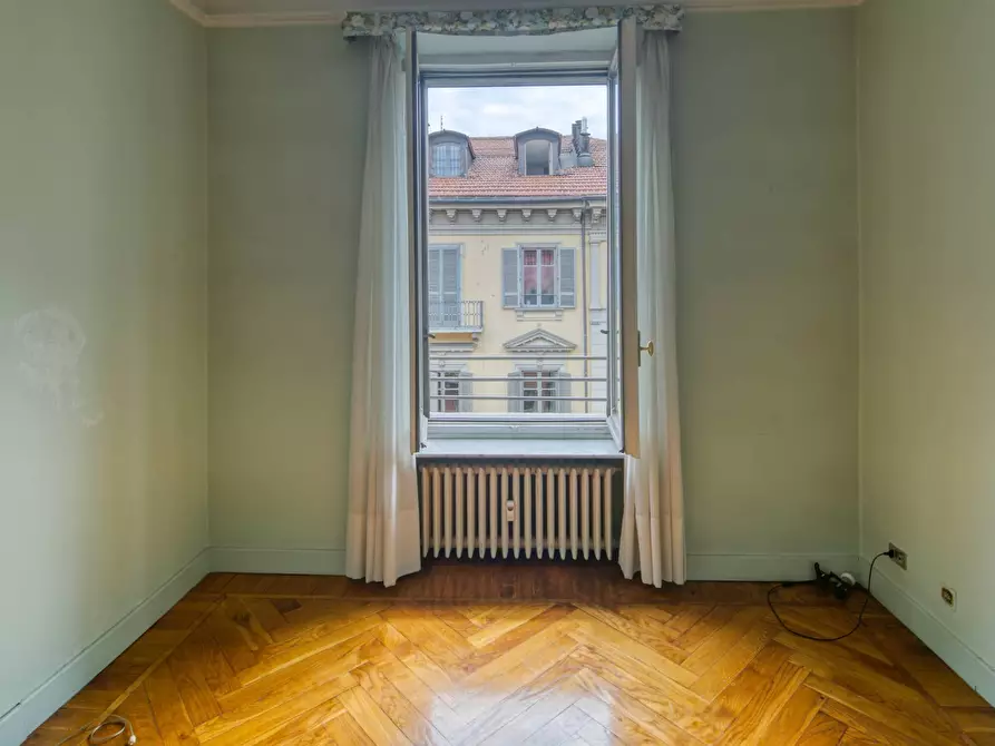 Immagine 12 di Appartamento in vendita  in Corso Vittorio Emanuele II a Torino