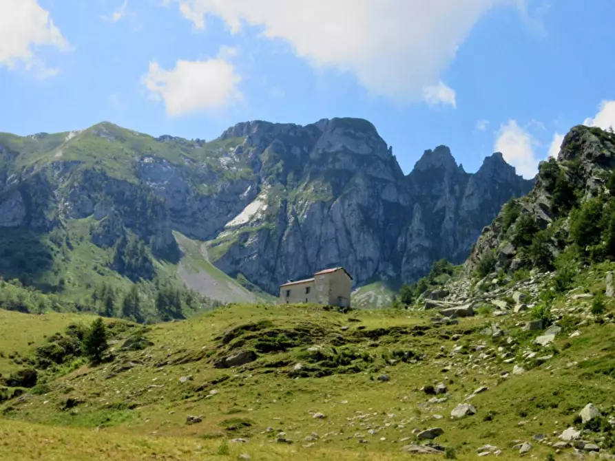 Immagine 1 di Terreno agricolo in vendita  a Garessio