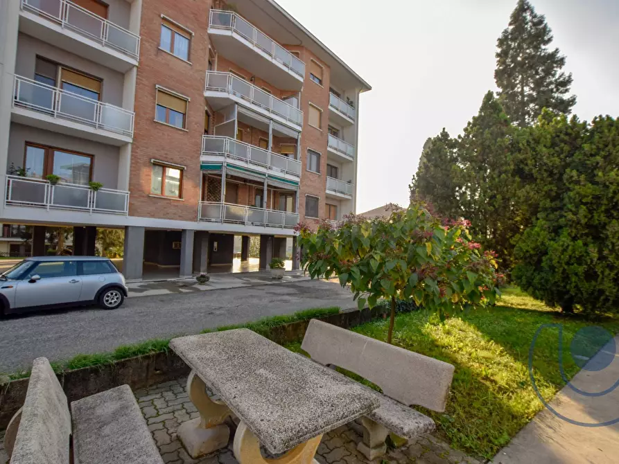 Immagine 4 di Appartamento in vendita  in Via Aldo Moro a Chieri