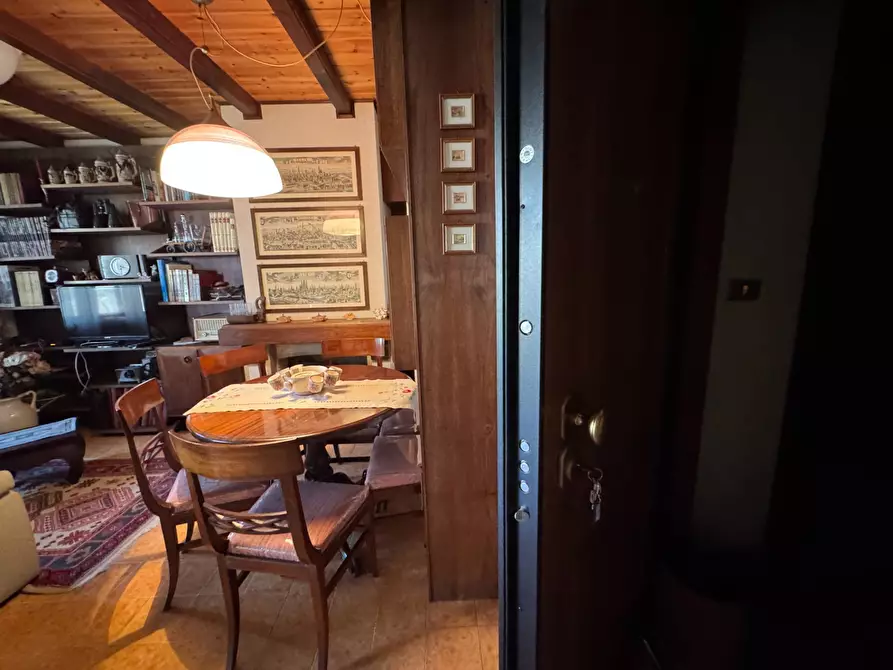 Immagine 5 di Appartamento in vendita  in Via Giangirone a Roburent