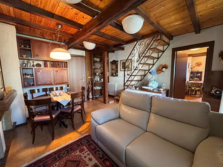 Immagine 11 di Appartamento in vendita  in Via Giangirone a Roburent