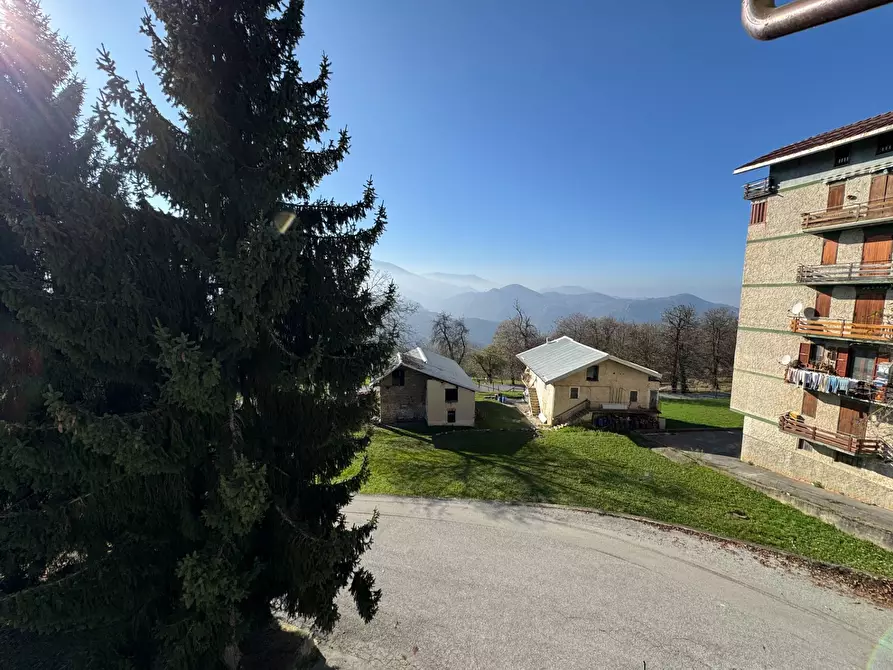 Immagine 17 di Appartamento in vendita  in Via Giangirone a Roburent