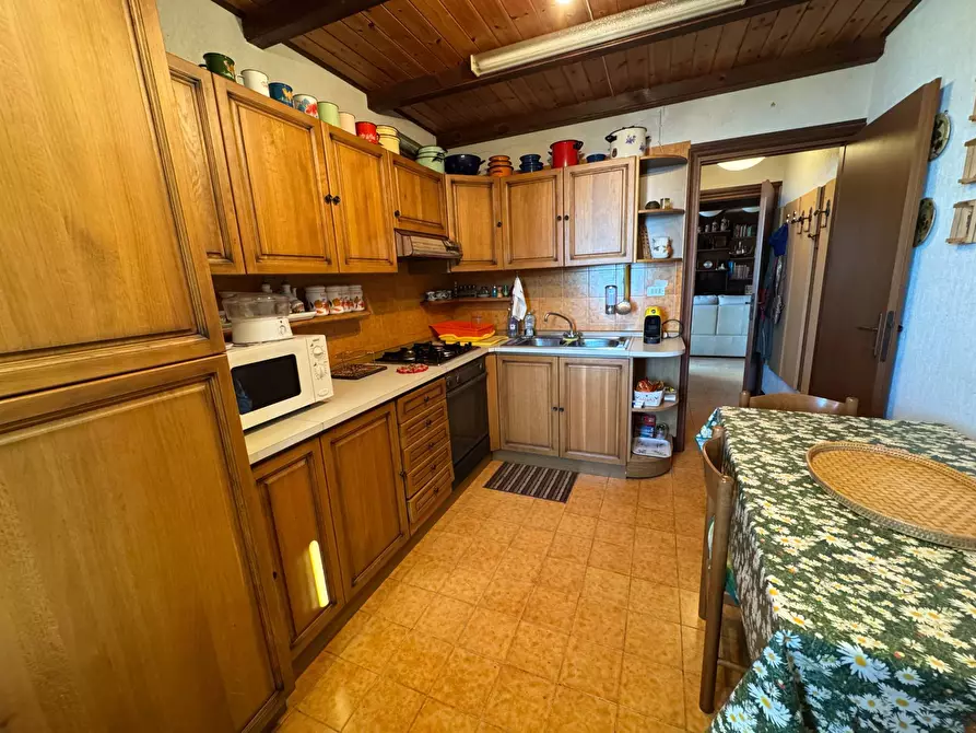 Immagine 13 di Appartamento in vendita  in Via Giangirone a Roburent