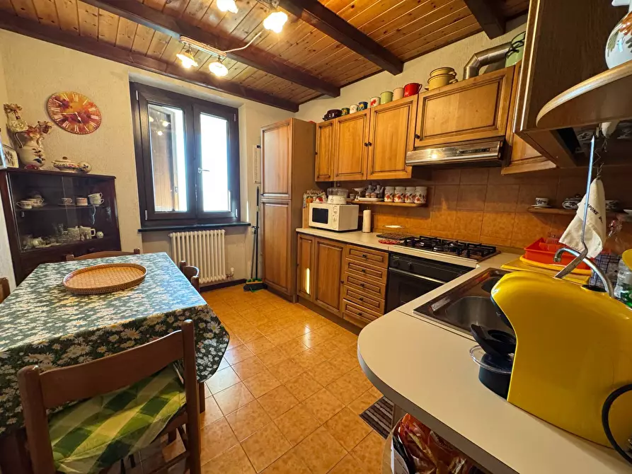 Immagine 14 di Appartamento in vendita  in Via Giangirone a Roburent