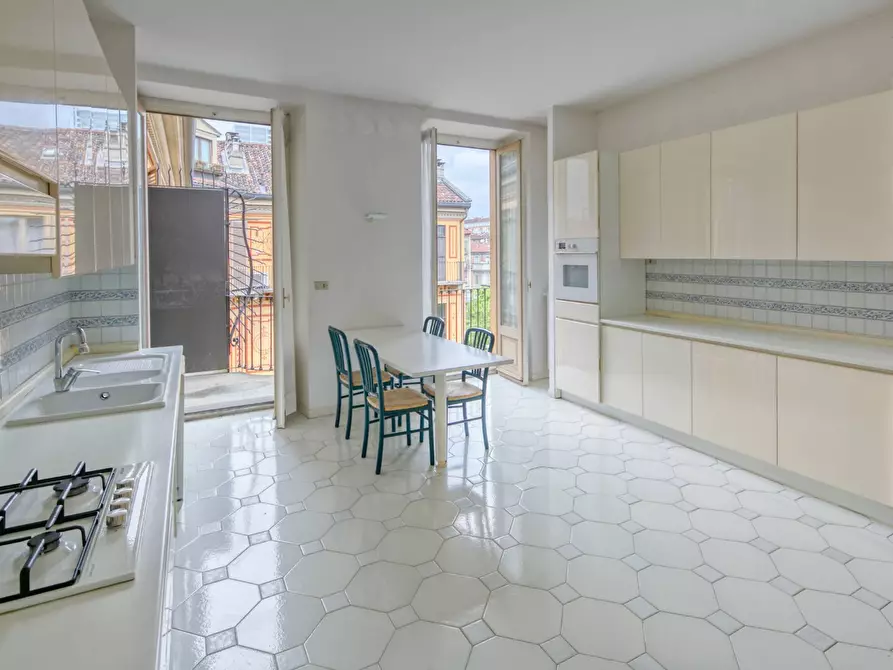 Immagine 17 di Appartamento in affitto  in Corso Vittorio Emanuele II a Torino