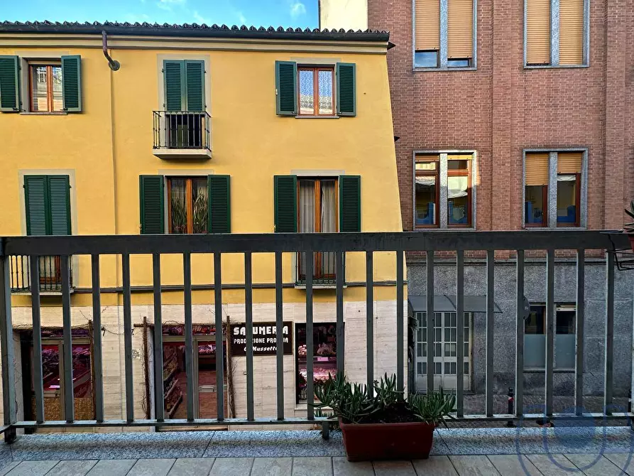 Immagine 8 di Appartamento in vendita  in via XX Settembre a Chieri