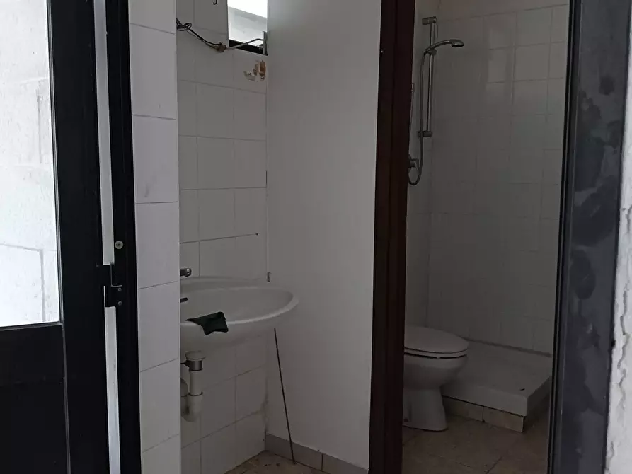 Immagine 24 di Attività commerciale in vendita  in Via Torno a San Francesco Al Campo