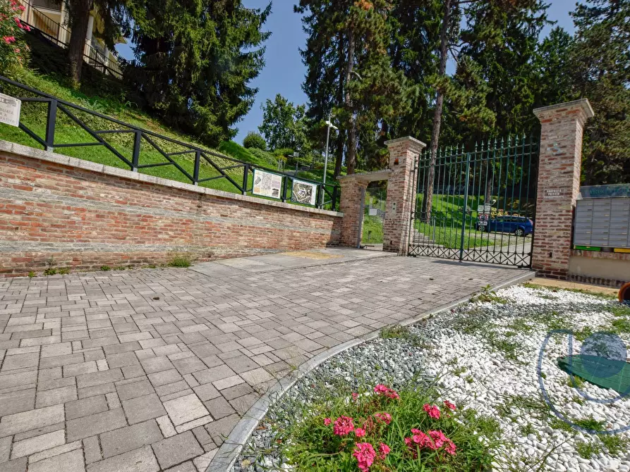 Immagine 2 di Appartamento in vendita  in Strada Comunale di Mongreno a Torino