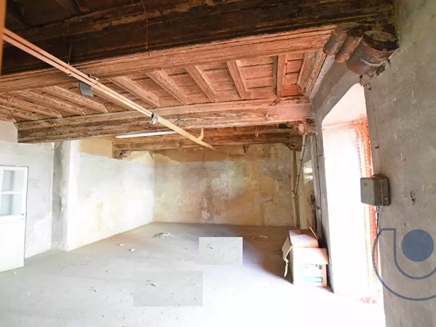 Immagine 4 di Palazzo in vendita  in Vicolo Romano a Chieri