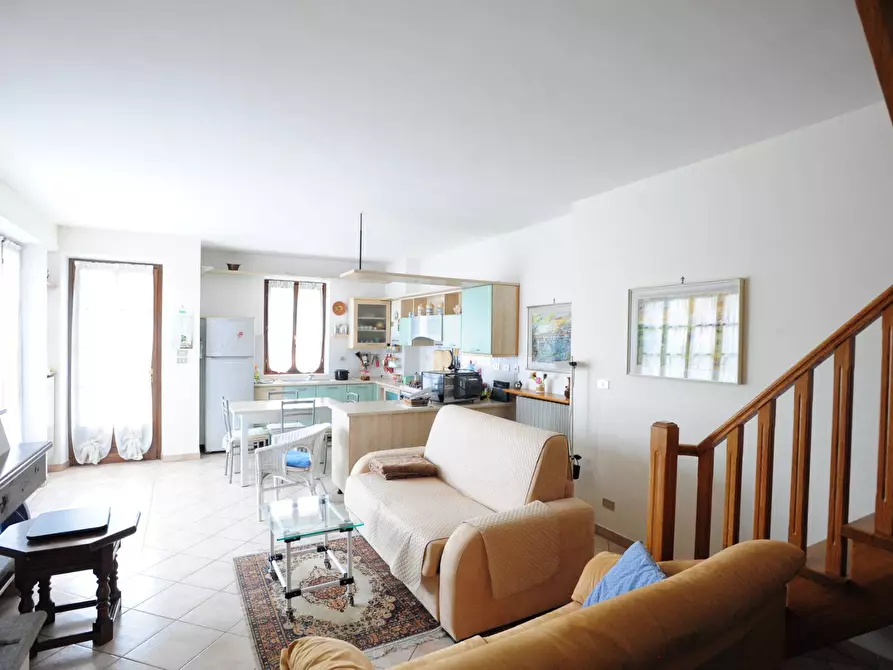 Immagine 8 di Camera in vendita  in Vicolo S. Antonio a Villastellone