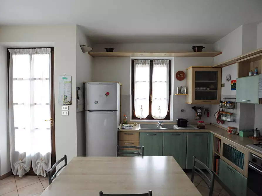 Immagine 24 di Camera in vendita  in Vicolo S. Antonio a Villastellone