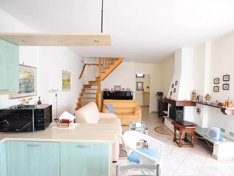 Immagine 6 di Camera in vendita  in Vicolo S. Antonio a Villastellone