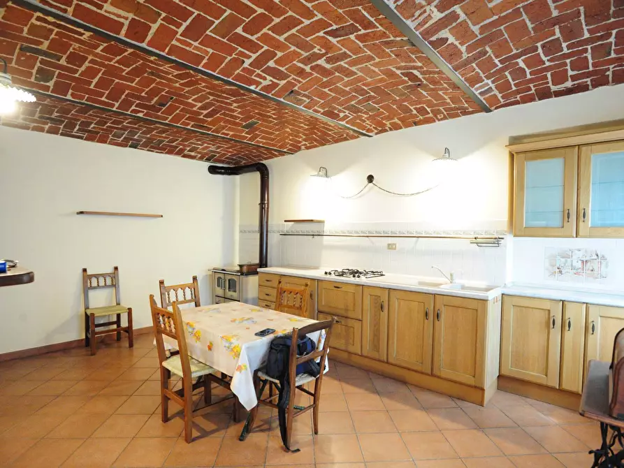 Immagine 4 di Camera in vendita  in Vicolo S. Antonio a Villastellone