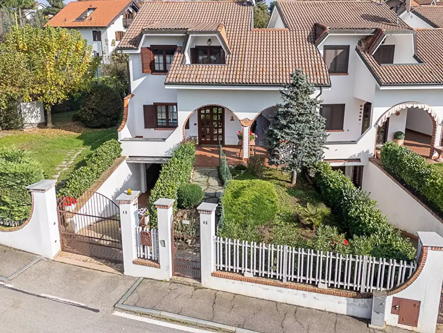 Immagine 1 di Villa in vendita  in Via Boccaccio a Rivalta Di Torino