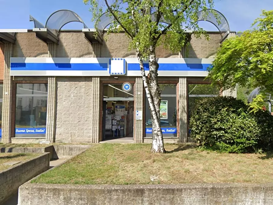 Immagine 4 di Locale commerciale in affitto  in Via Bruere a Rivoli