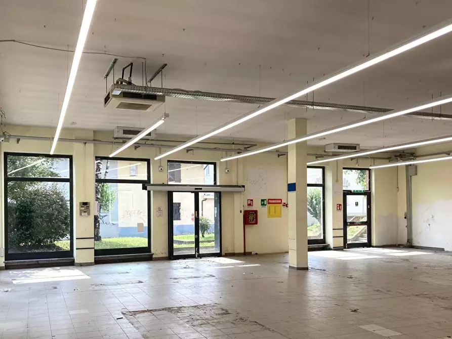 Immagine 9 di Locale commerciale in affitto  in Via Bruere a Rivoli