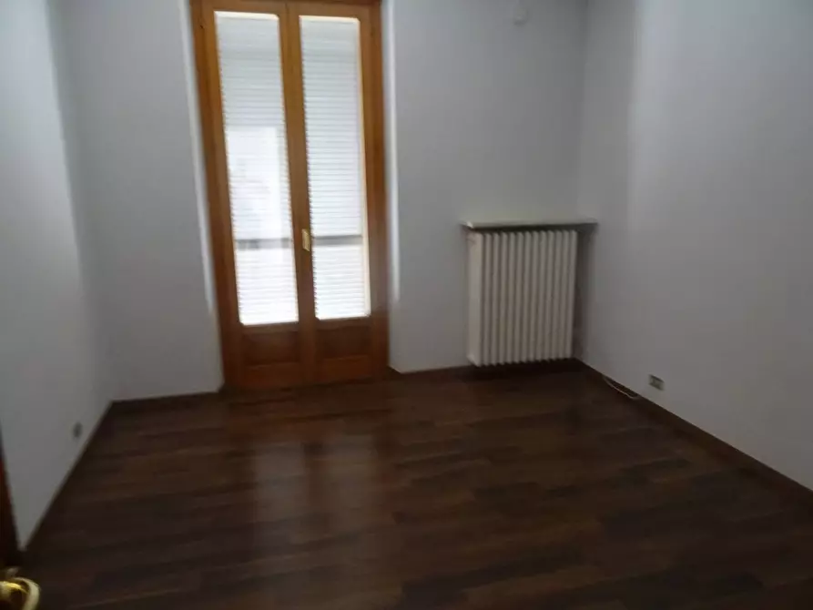 Immagine 13 di Palazzo in vendita  in Via Quadrone a Mondovì