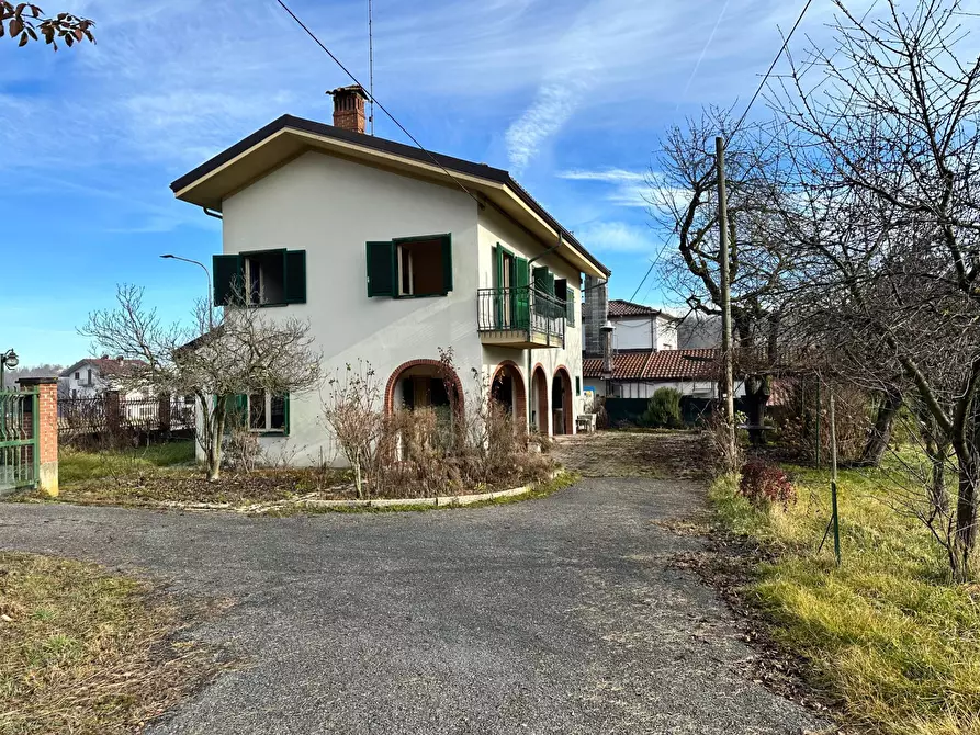 Immagine 4 di Casa indipendente in vendita  in via Gandolfi a Monastero Di Vasco