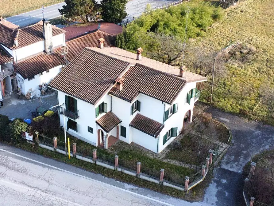 Immagine 2 di Casa indipendente in vendita  in via Gandolfi a Monastero Di Vasco