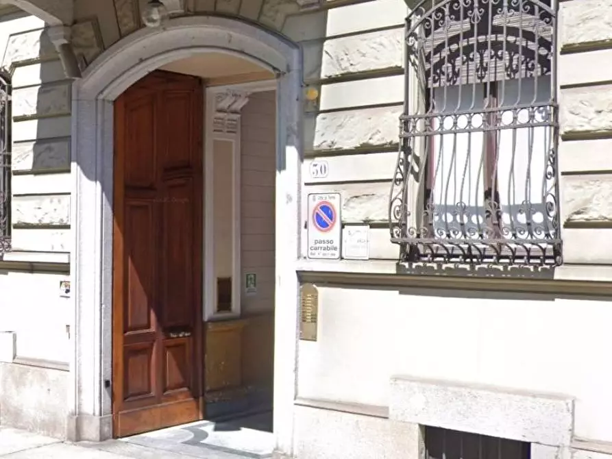 Immagine 1 di Ufficio in affitto  in Corso Einaudi a Torino