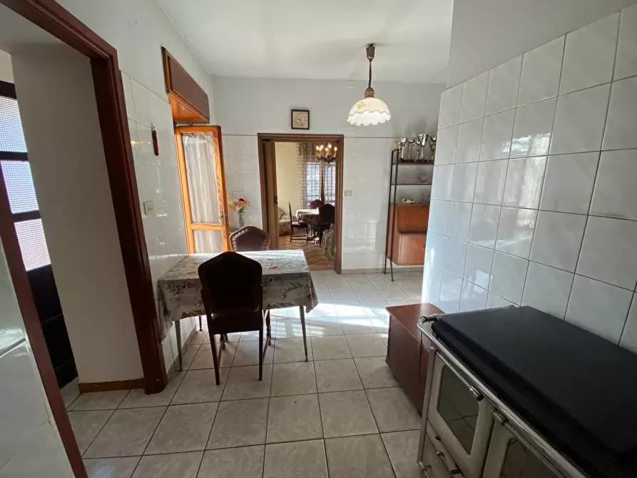 Immagine 7 di Casa indipendente in vendita  in Via Roma a Torre Mondovì