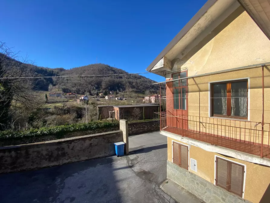 Immagine 10 di Casa indipendente in vendita  in Via Roma a Torre Mondovì