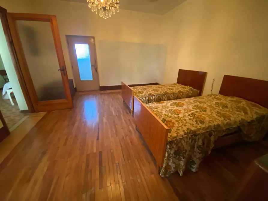 Immagine 15 di Casa indipendente in vendita  in Via Roma a Torre Mondovì