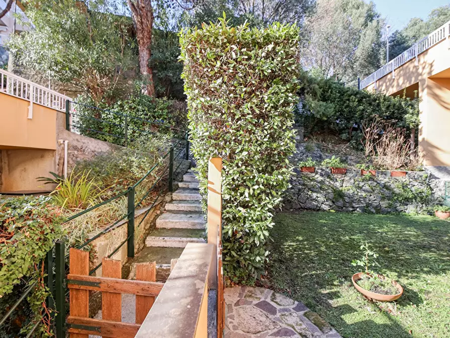 Immagine 5 di Appartamento in vendita  in via del lucertolone a Arenzano