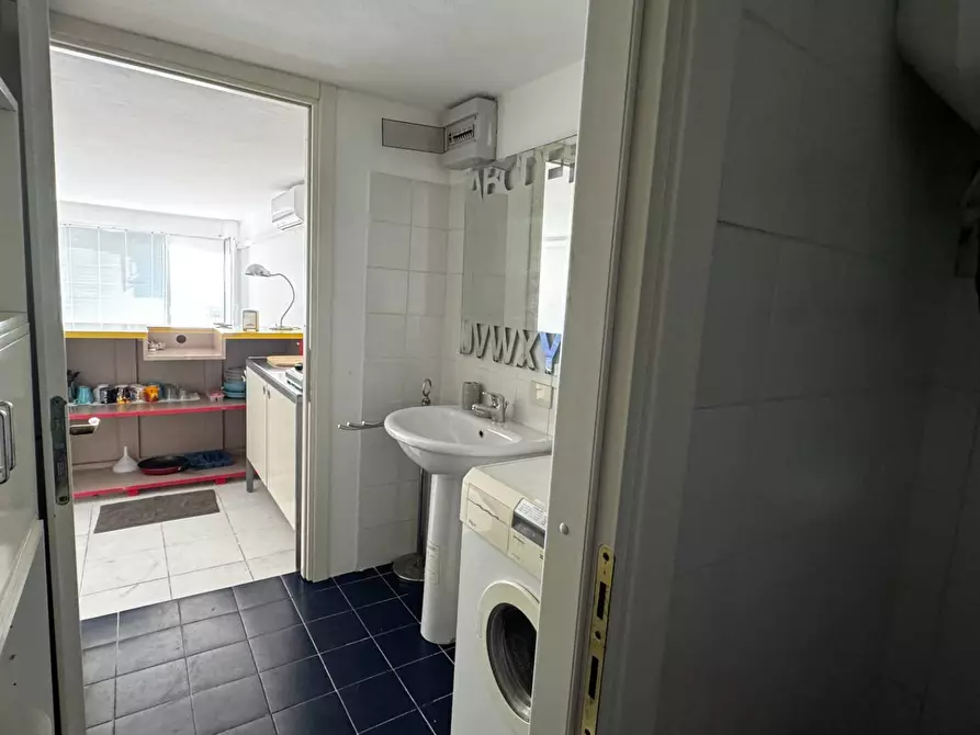 Immagine 13 di Appartamento in vendita  in Via San Domenico a Pietra Ligure