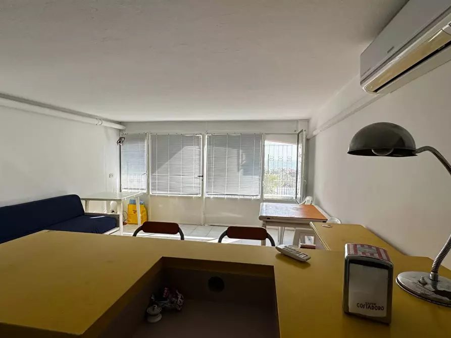 Immagine 9 di Appartamento in vendita  in Via San Domenico a Pietra Ligure