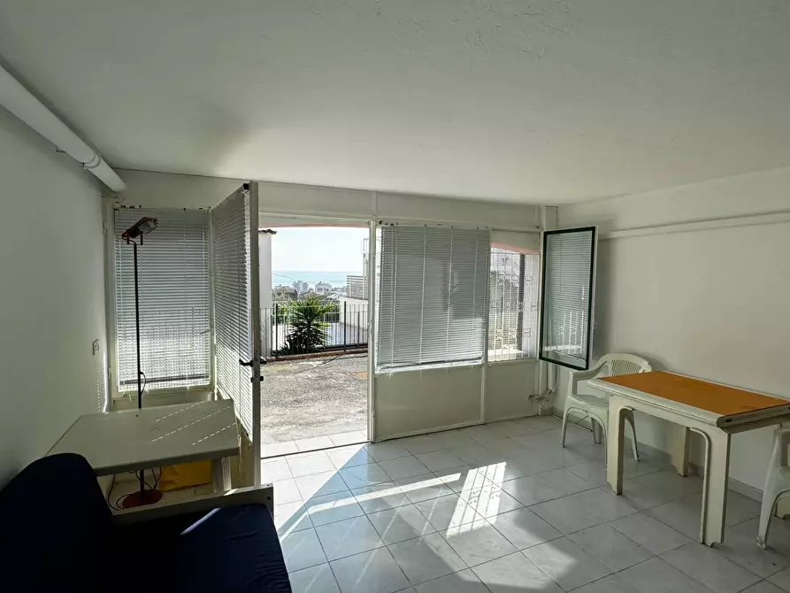 Immagine 3 di Appartamento in vendita  in Via San Domenico a Pietra Ligure
